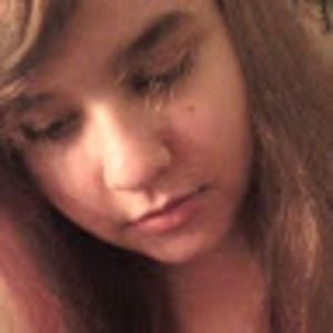 Meet your Posher, Leonila